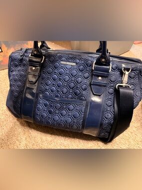 Vera Bradley Weekender Travel Bag Classic Navy Striped interior, Gently used